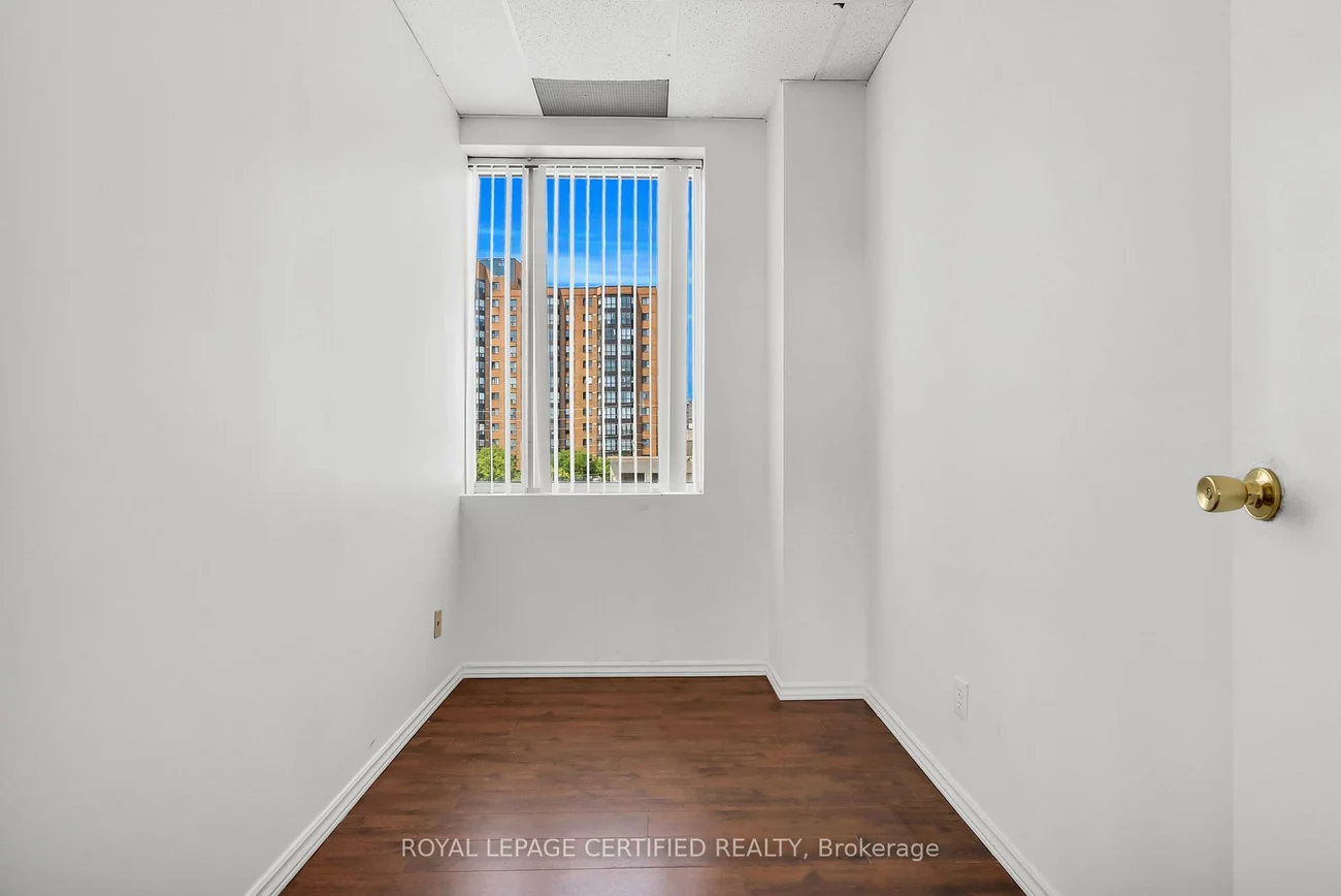 3024, Hurontario, Cooksville, Mississauga