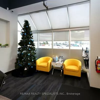 5160, Explorer, Airport Corporate, Mississauga