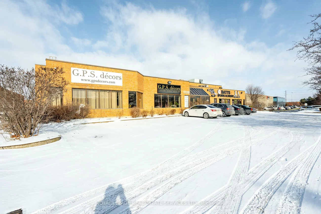 1229, Lorimar, Northeast, Mississauga