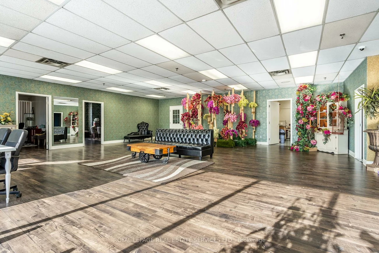1229, Lorimar, Northeast, Mississauga
