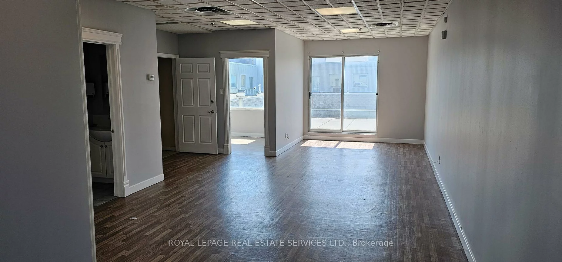 2355, Derry, Northeast, Mississauga