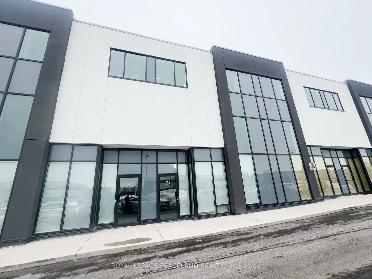 5270, Solar, Airport Corporate, Mississauga