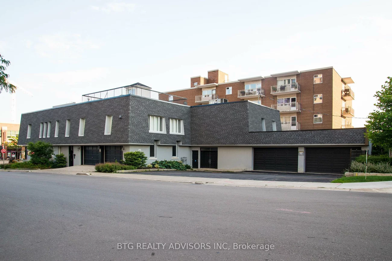 128, Lakeshore, Port Credit, Mississauga