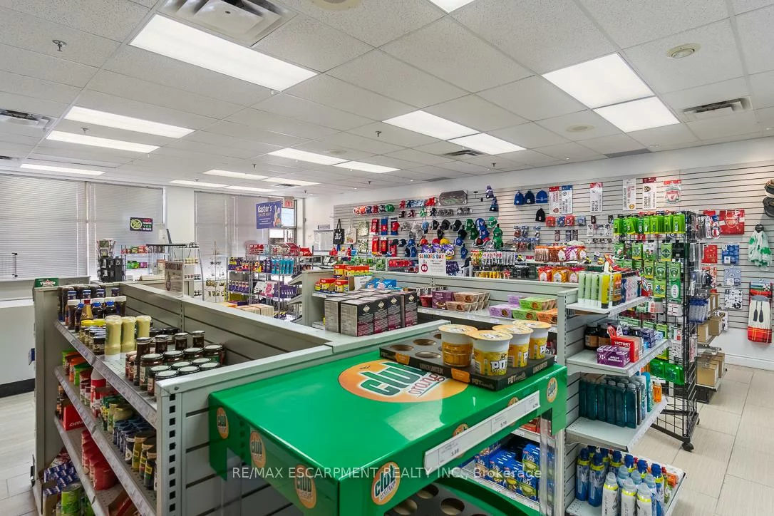 1248, Dundas, Dixie, Mississauga