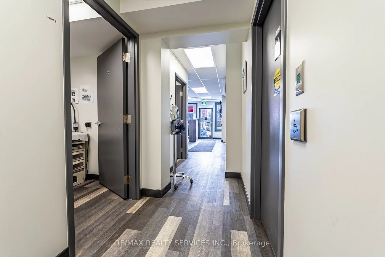 10, Main, Streetsville, Mississauga