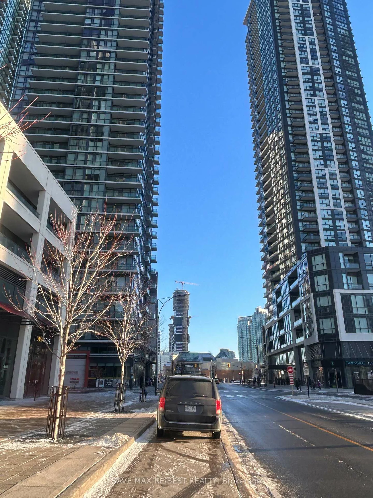 561, Curran, City Centre, Mississauga