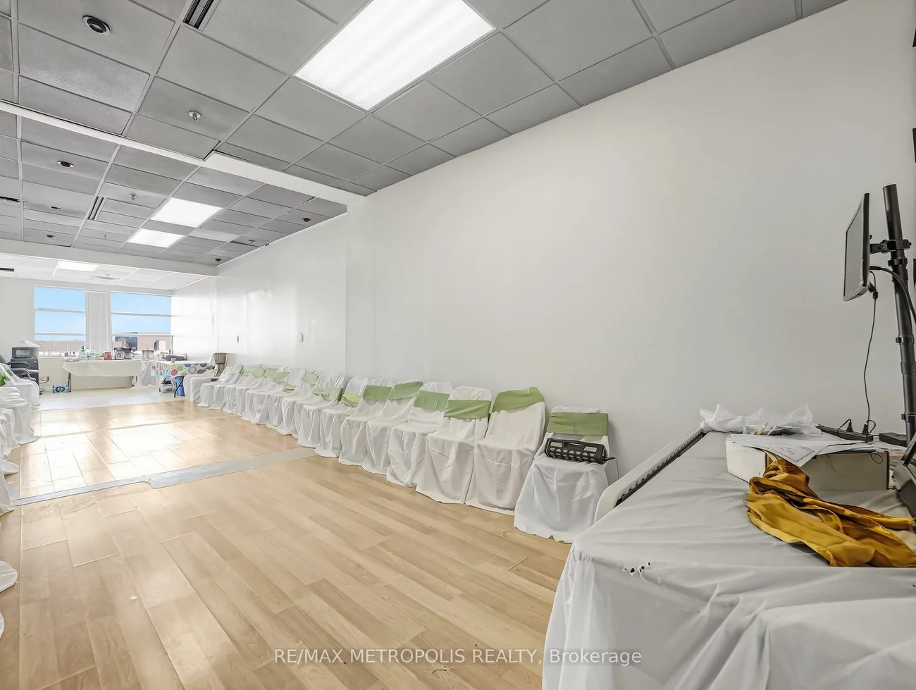 1550, South Gateway, Northeast, Mississauga