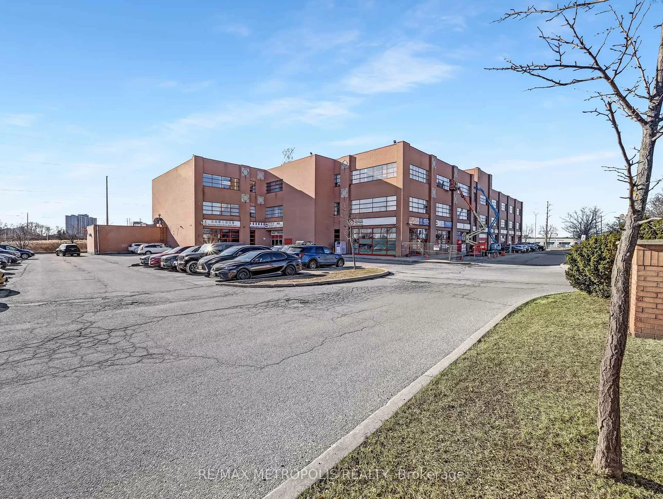 1550, South Gateway, Northeast, Mississauga