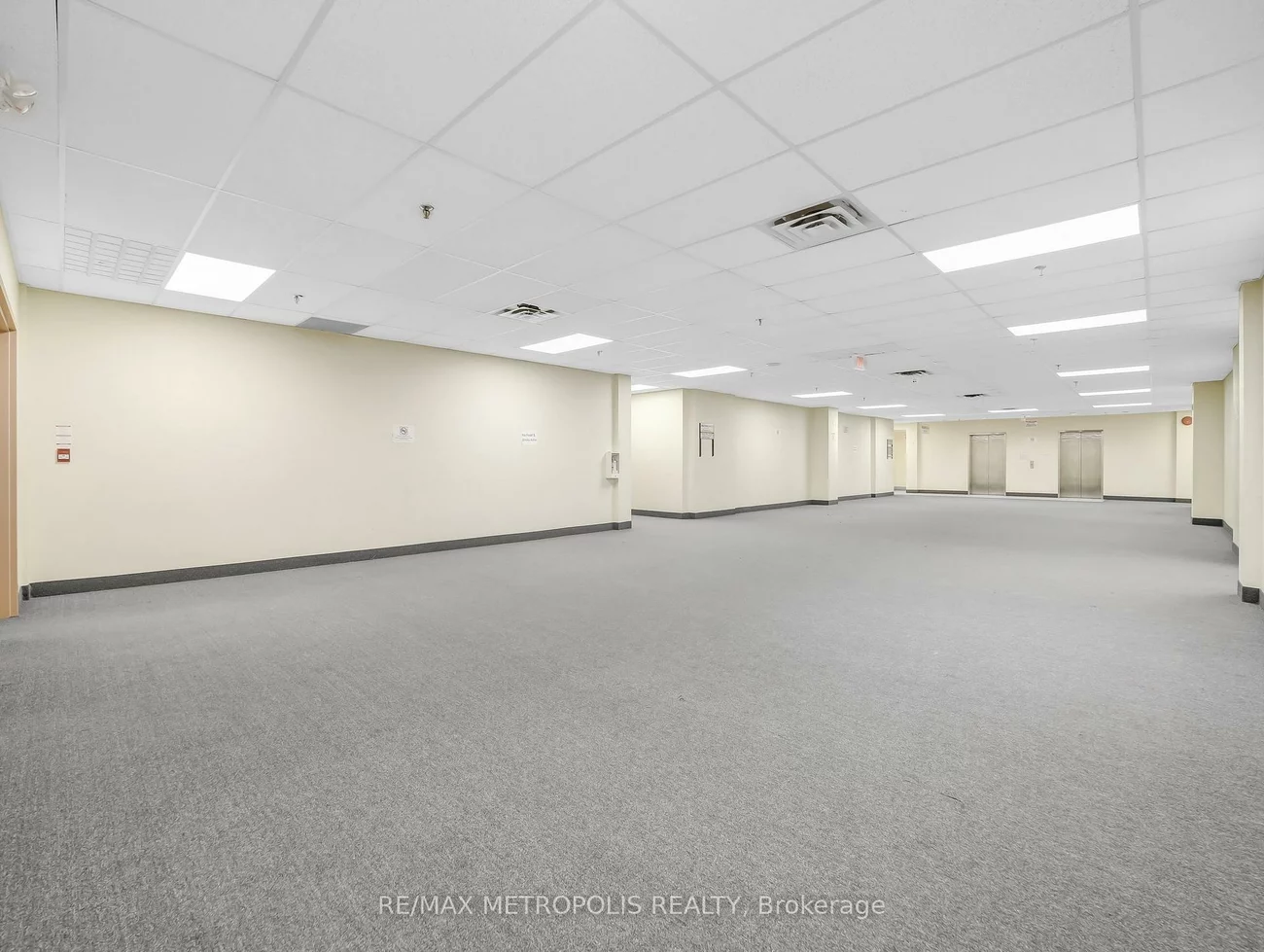 1550, South Gateway, Northeast, Mississauga