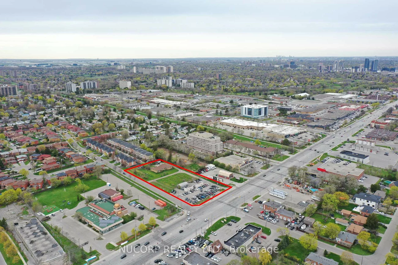 1721, Dundas, Dixie, Mississauga