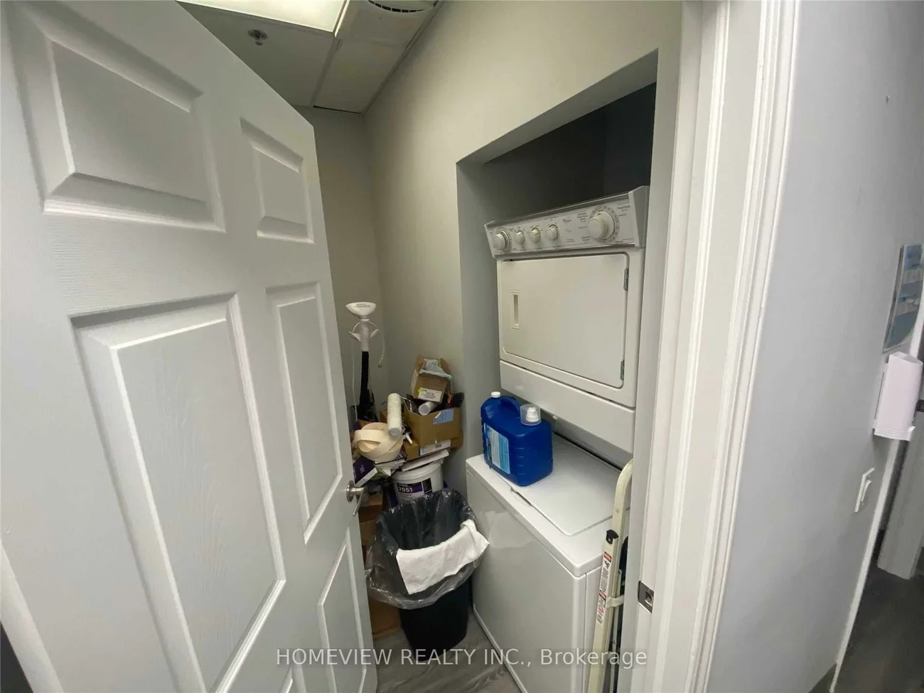 1065, Canadian, Northeast, Mississauga