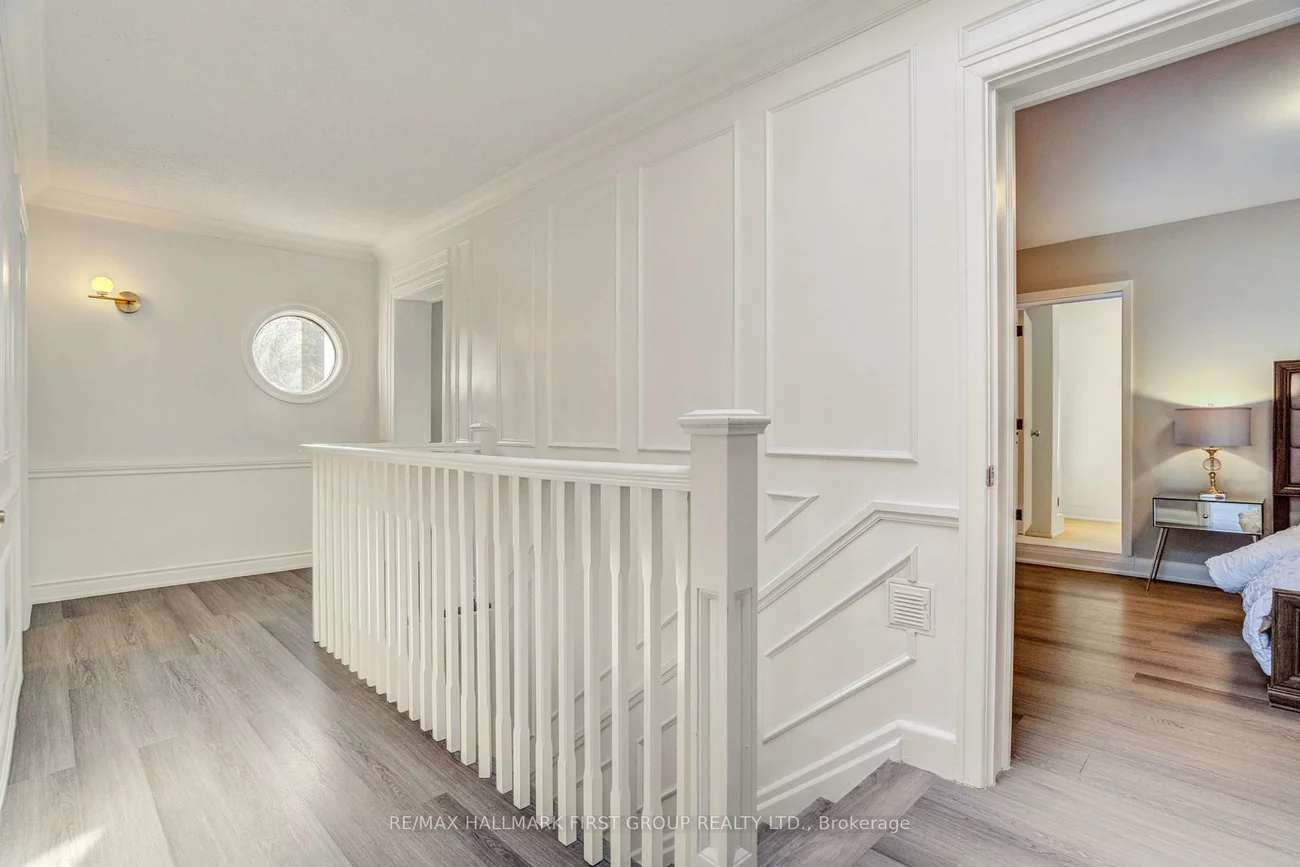 1395, Hurontario, Mineola, Mississauga