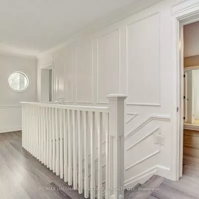 1395, Hurontario, Mineola, Mississauga