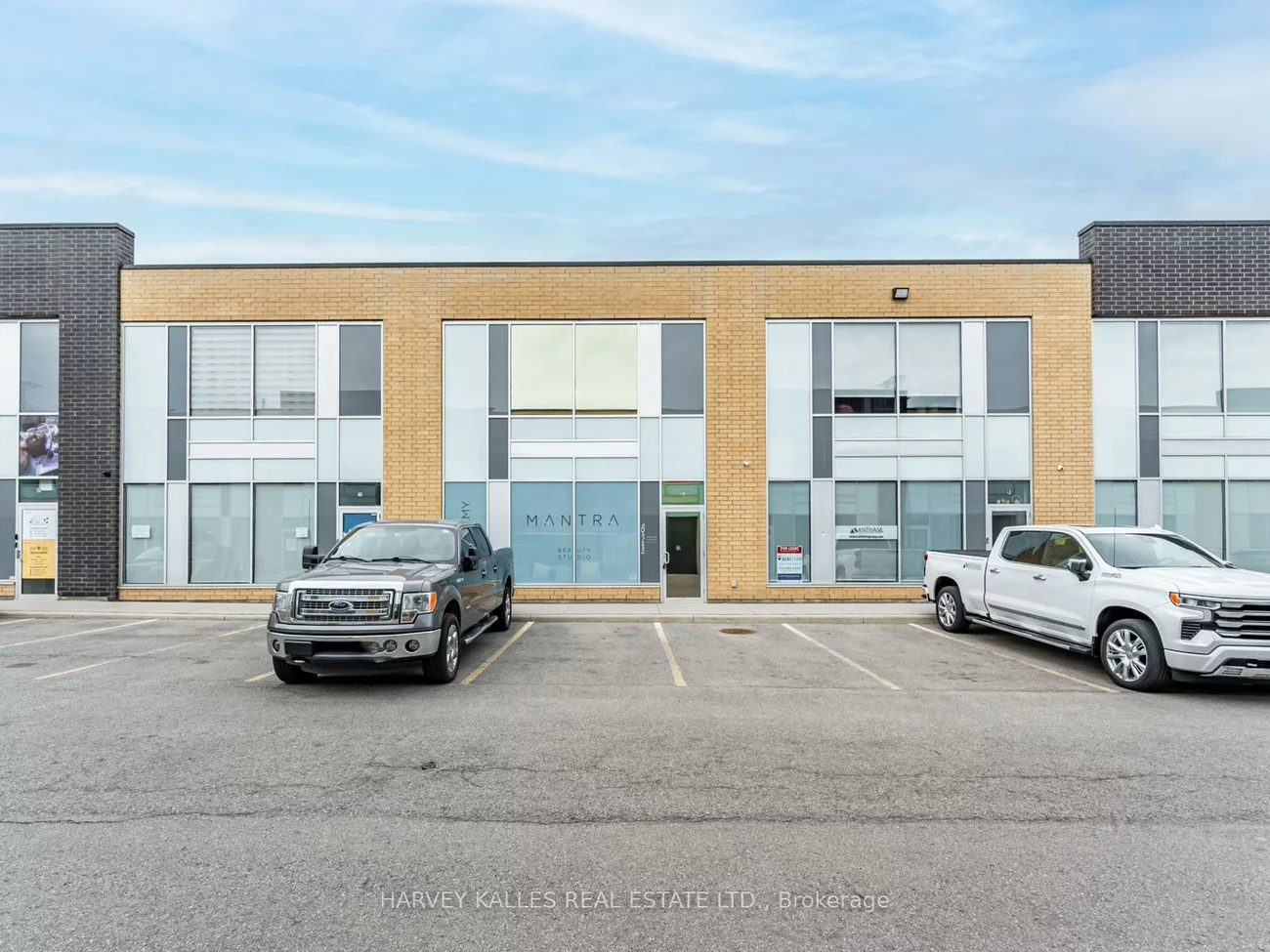 1215, Queensway, Dixie, Mississauga