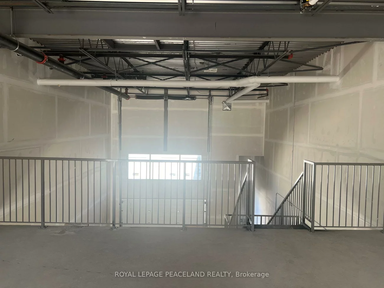 5270, Solar, Airport Corporate, Mississauga