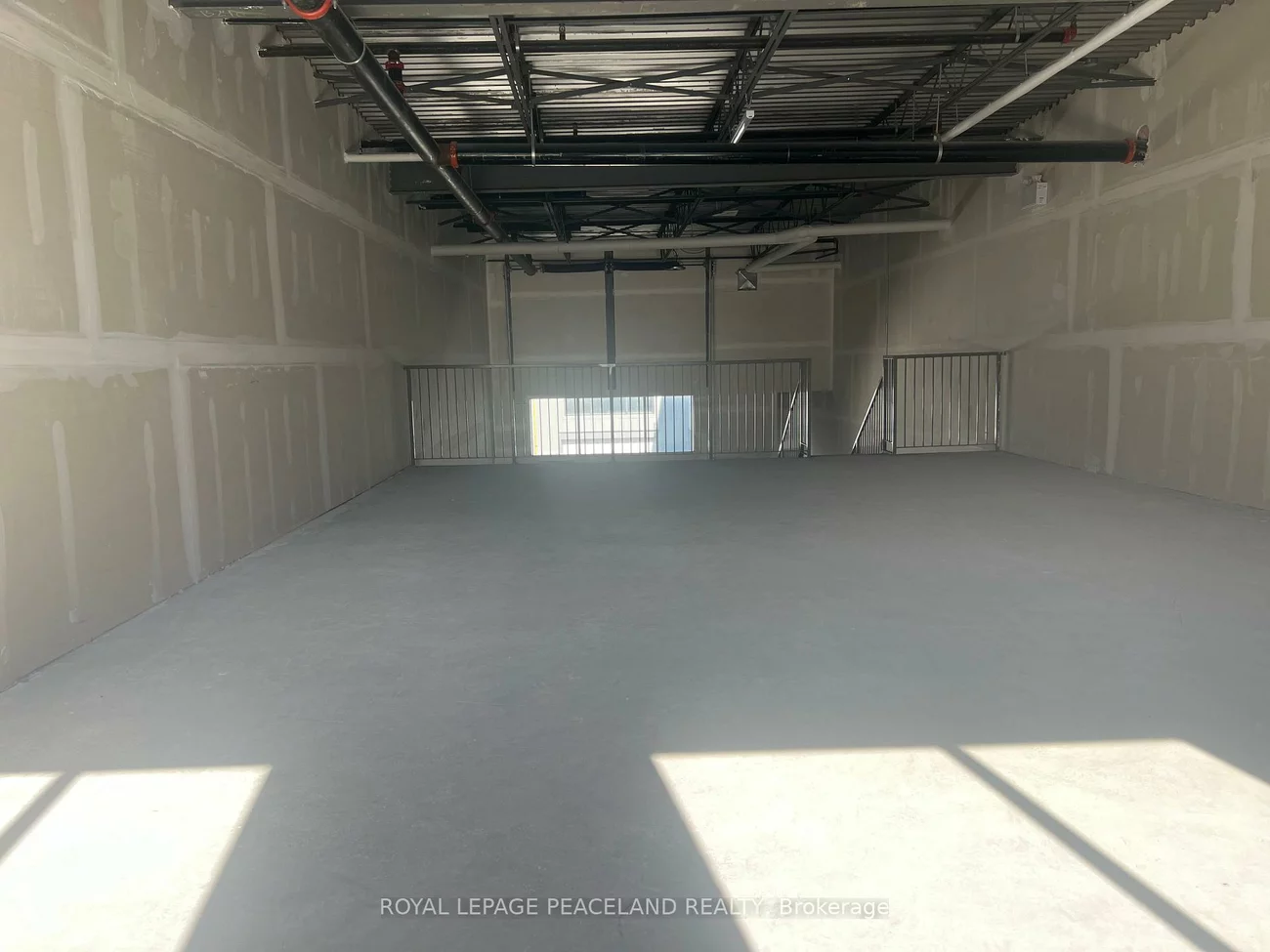 5270, Solar, Airport Corporate, Mississauga
