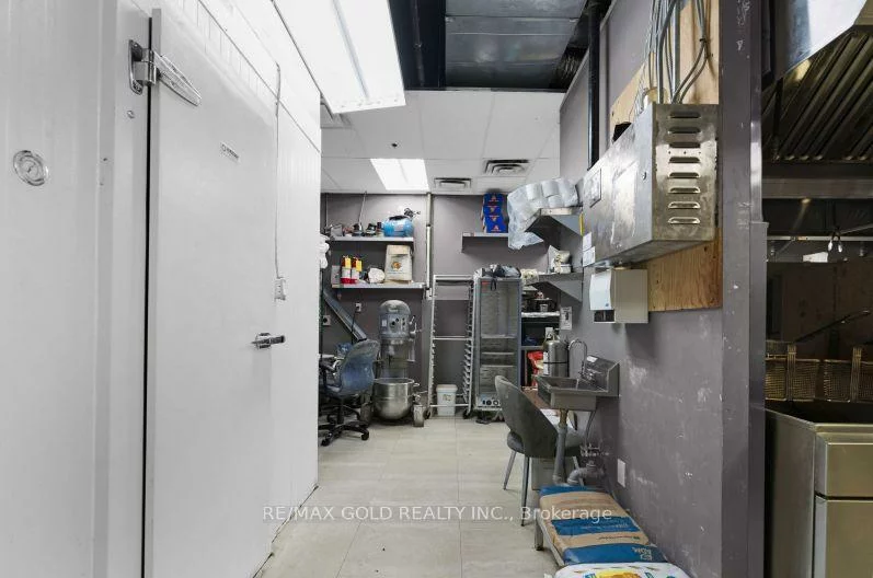 4665, Central, Hurontario, Mississauga