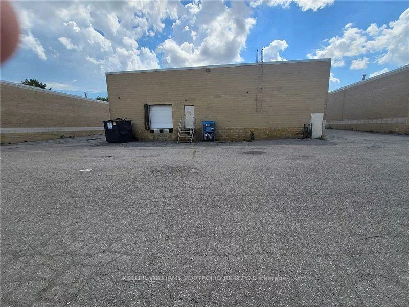 1611, Courtneypark, Northeast, Mississauga