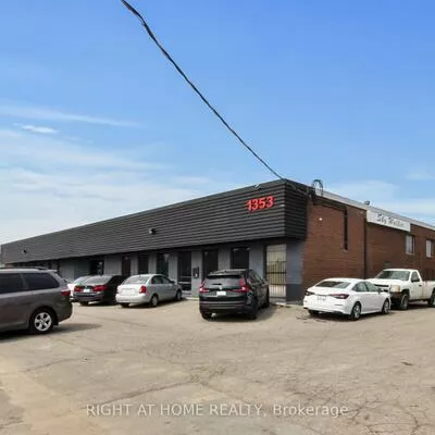 1353, Britannia, Northeast, Mississauga