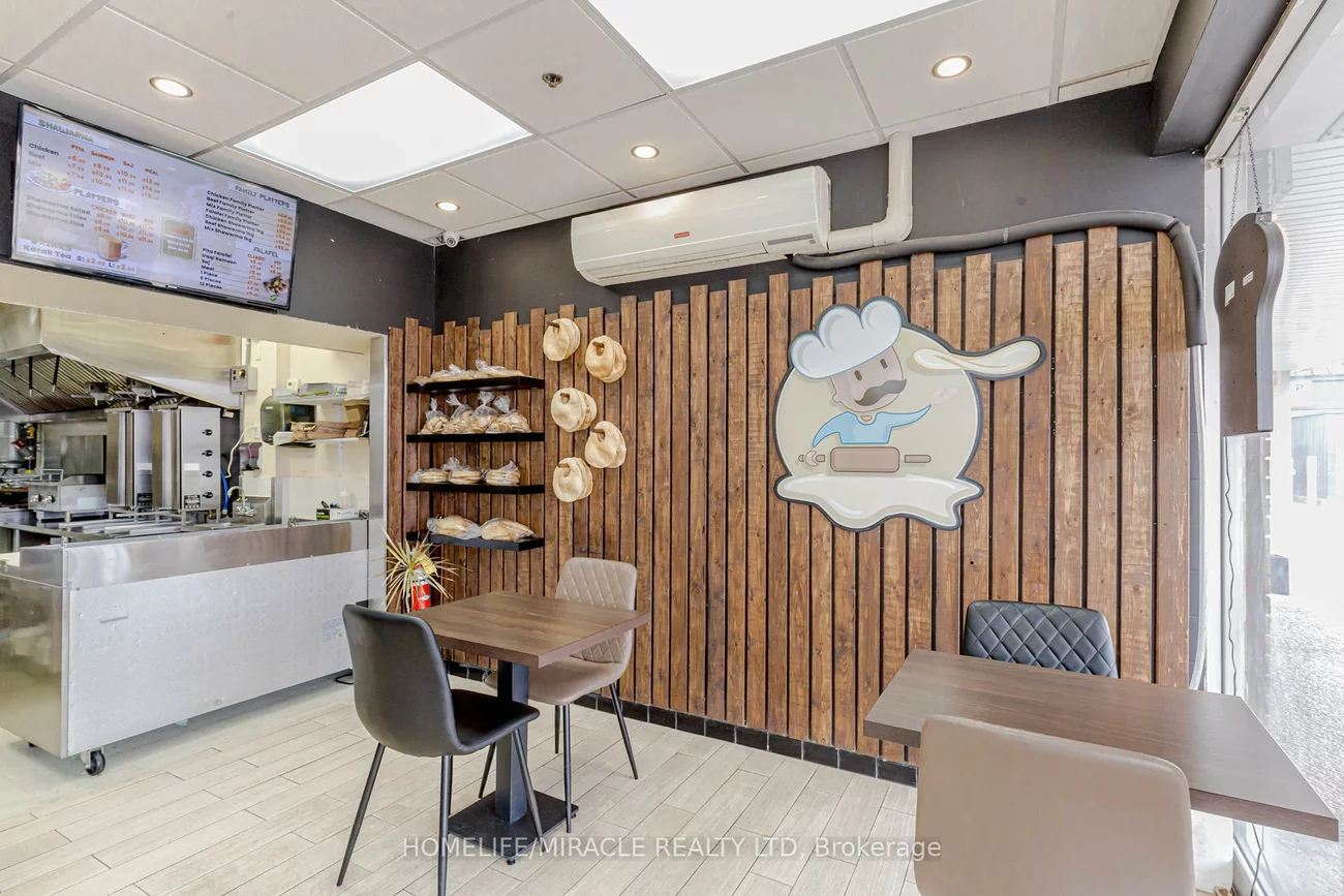 128, Queen, Streetsville, Mississauga