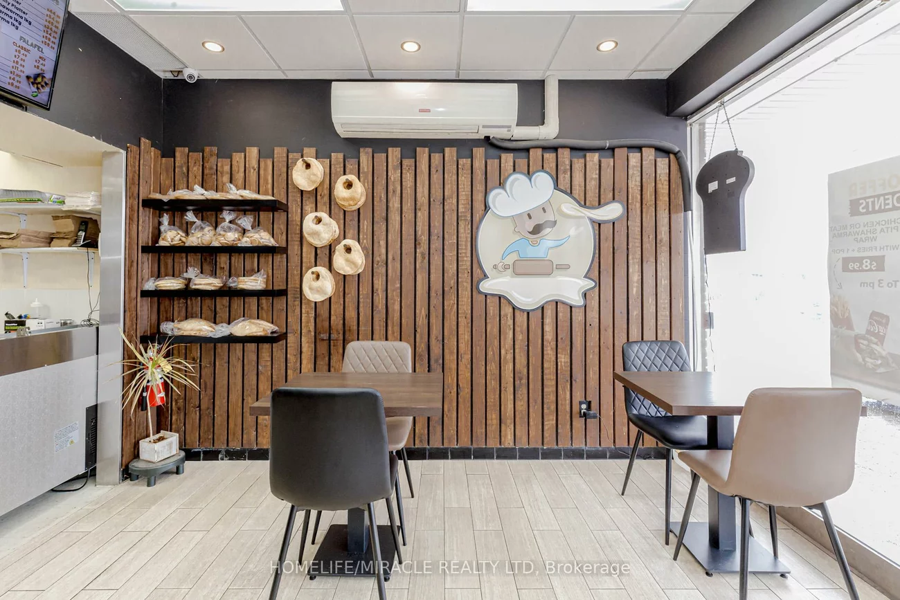128, Queen, Streetsville, Mississauga