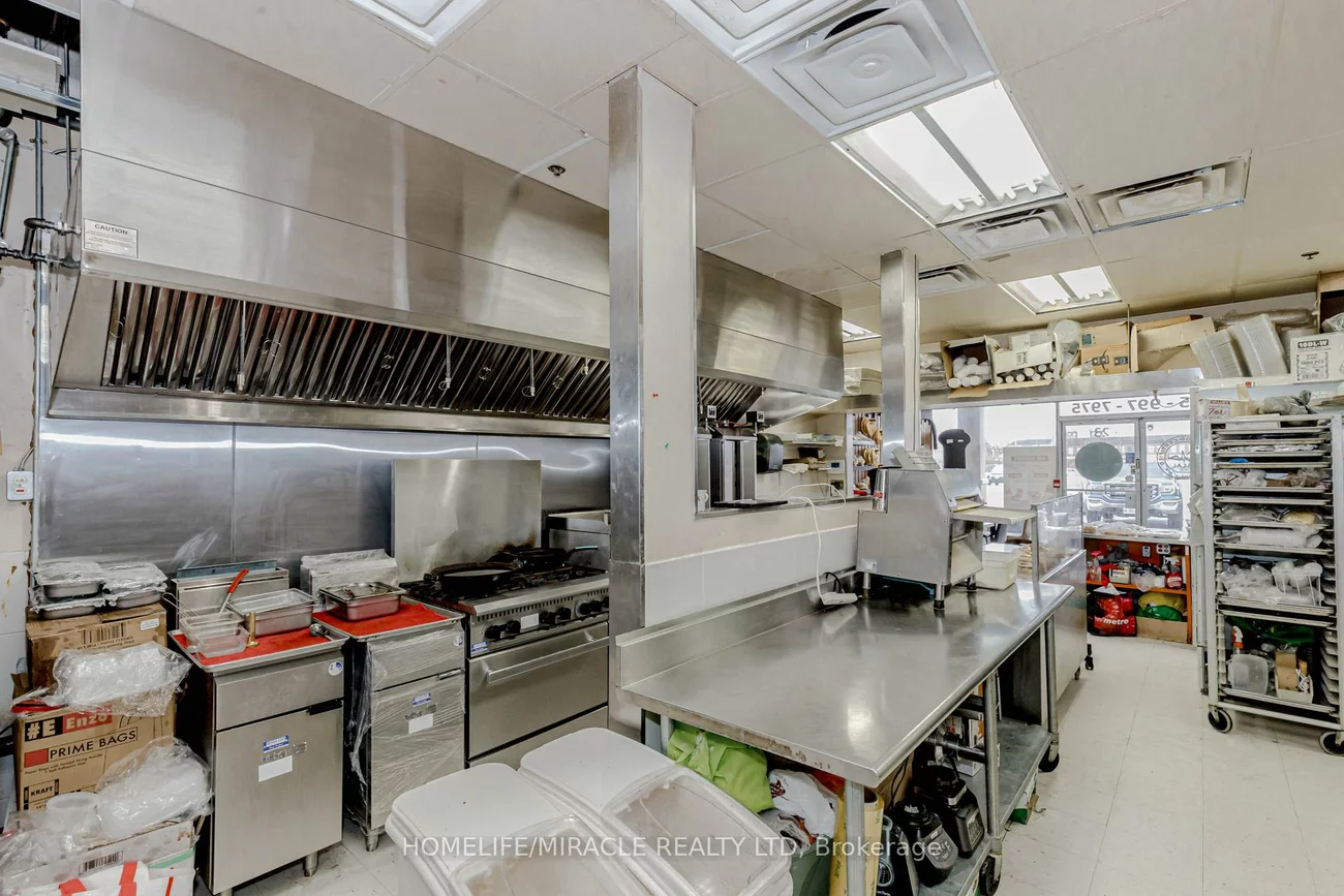 128, Queen, Streetsville, Mississauga