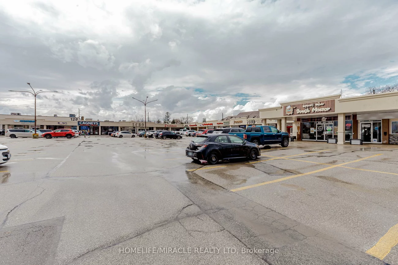 128, Queen, Streetsville, Mississauga