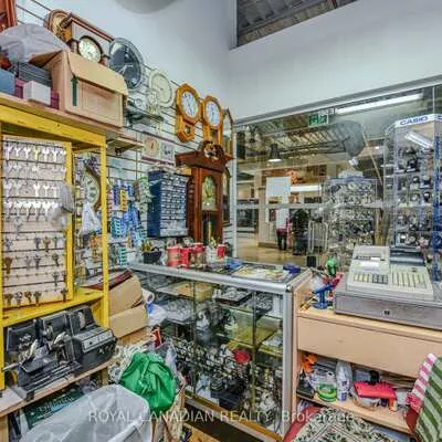 7215, Goreway, Malton, Mississauga