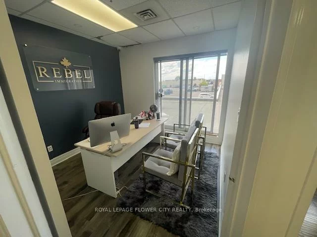 2355, Derry, Northeast, Mississauga