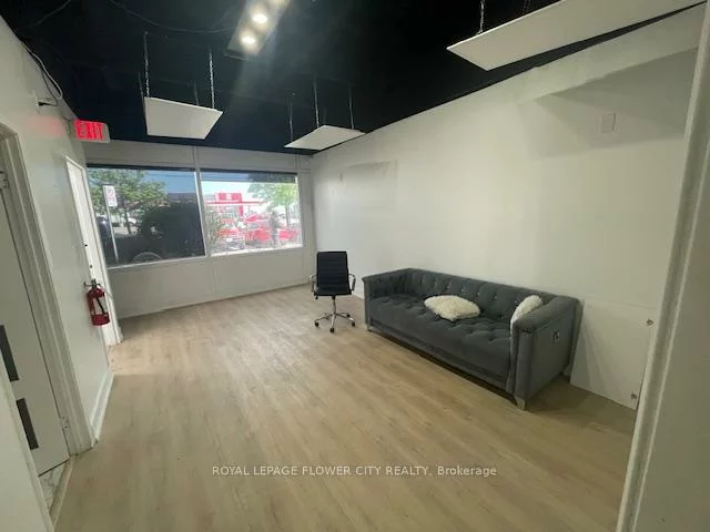 2355, Derry, Northeast, Mississauga