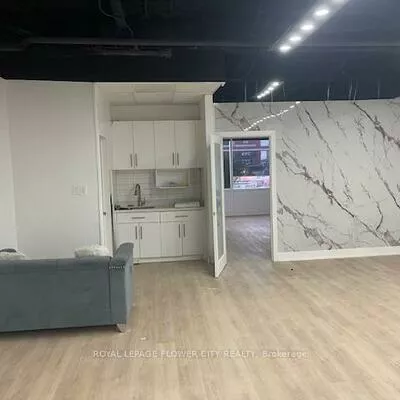2355, Derry, Northeast, Mississauga