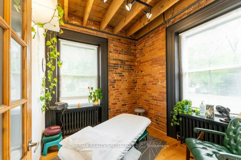 287, Queen, Streetsville, Mississauga