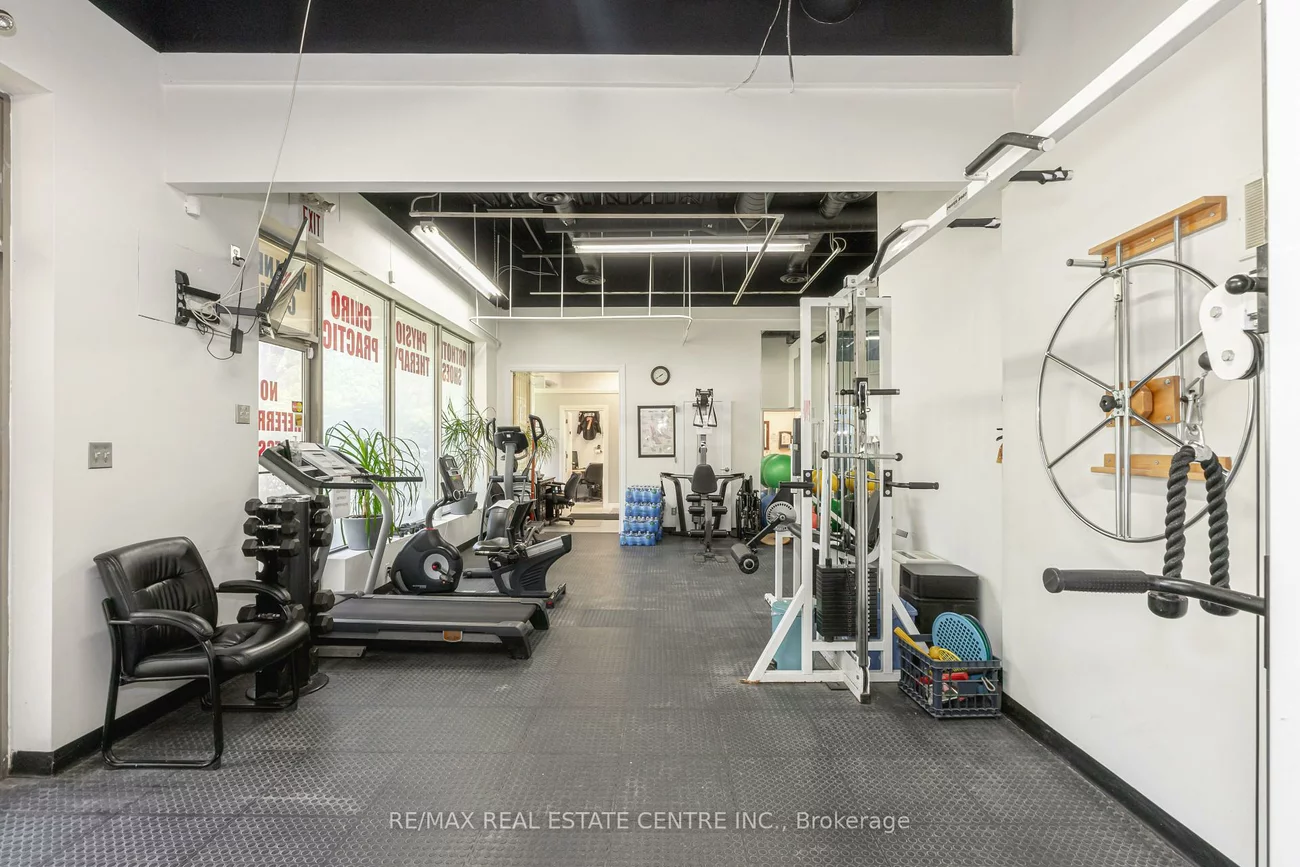 1075, Ceremonial, Hurontario, Mississauga