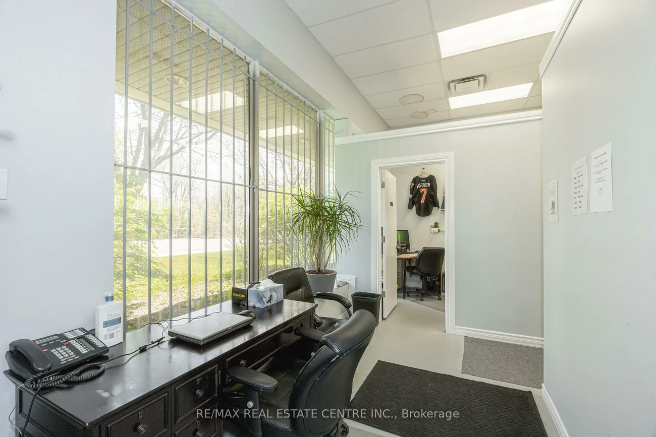 1075, Ceremonial, Hurontario, Mississauga