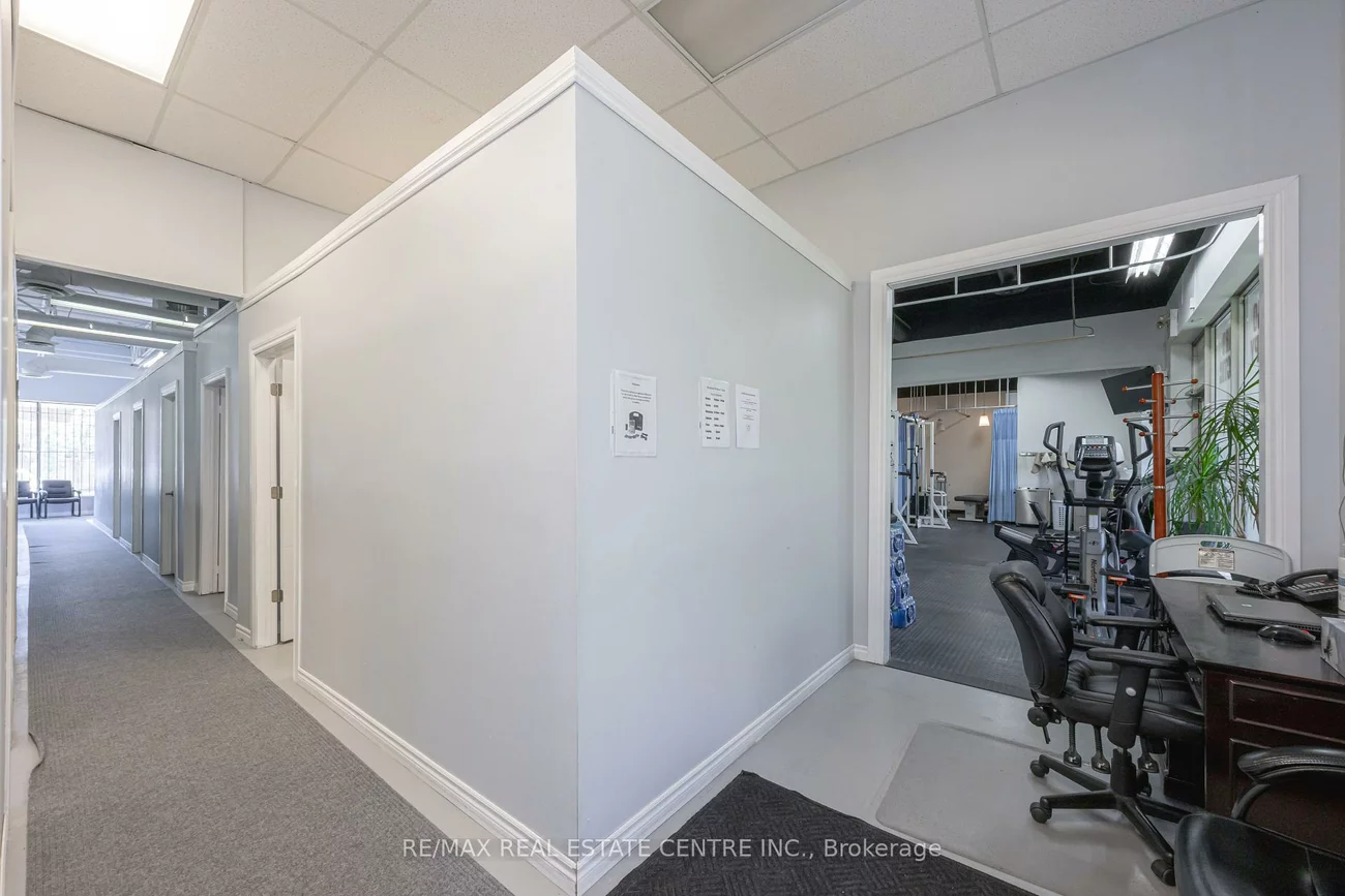1075, Ceremonial, Hurontario, Mississauga