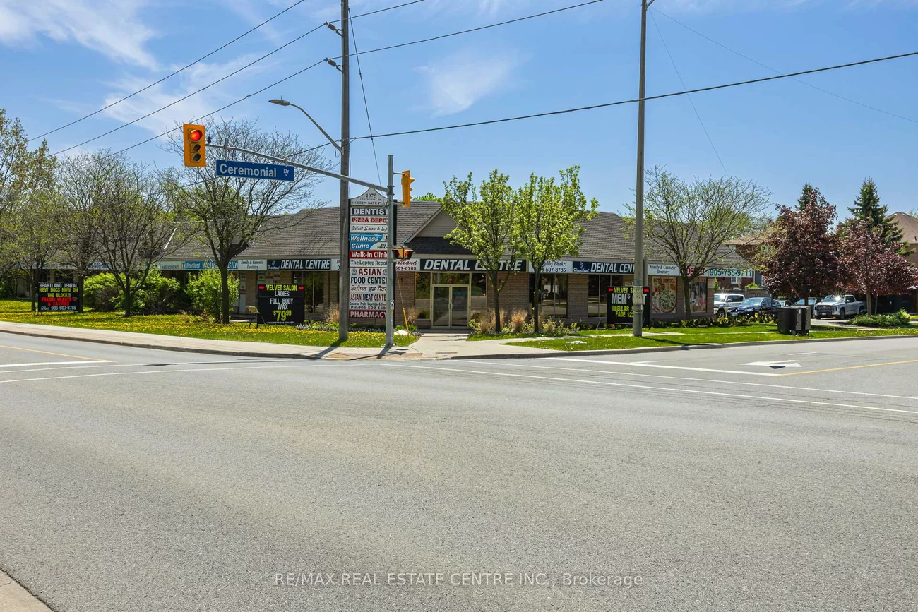 1075, Ceremonial, Hurontario, Mississauga