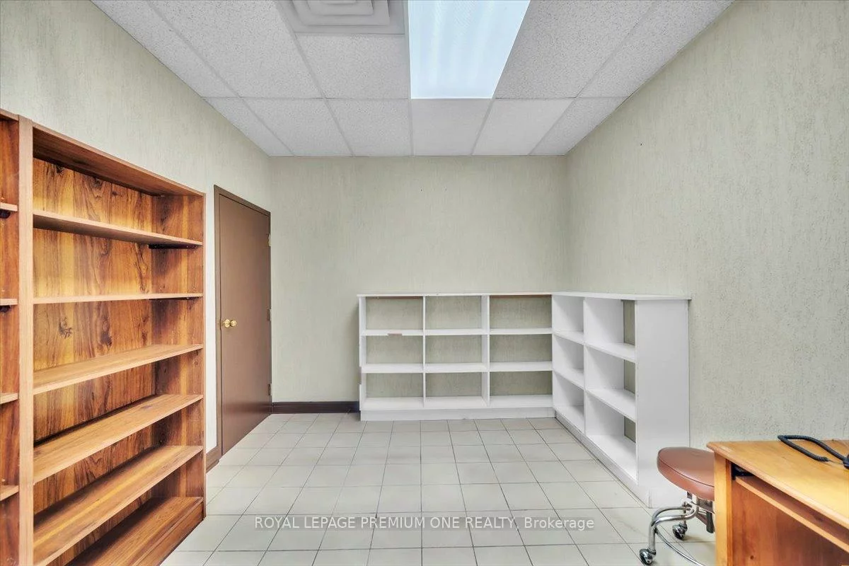 3530, Derry, Northeast, Mississauga