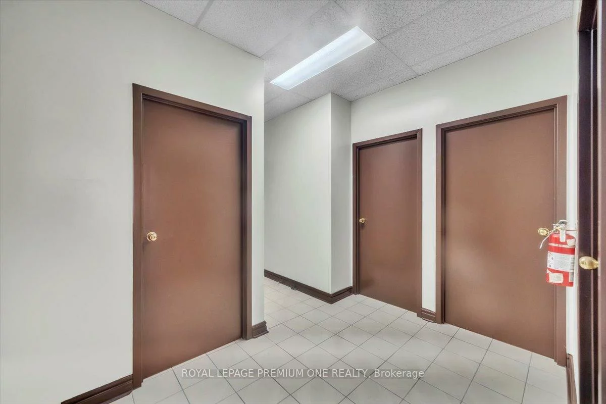3530, Derry, Northeast, Mississauga