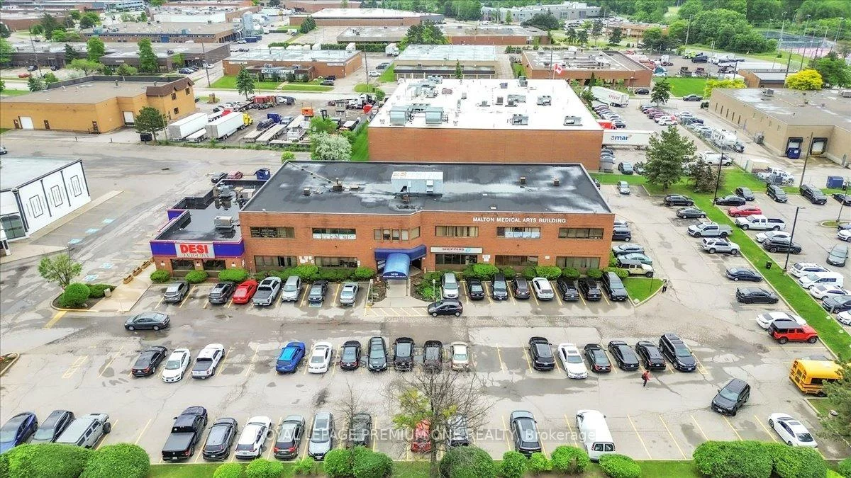 3530, Derry, Northeast, Mississauga