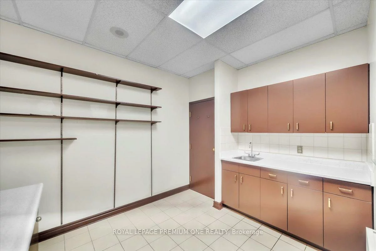 3530, Derry, Northeast, Mississauga