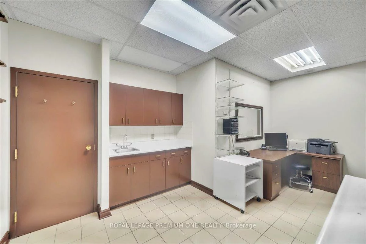 3530, Derry, Northeast, Mississauga