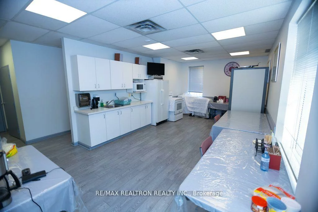 5920, Atlantic, Northeast, Mississauga