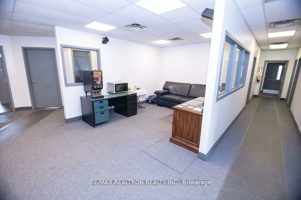 5920, Atlantic, Northeast, Mississauga