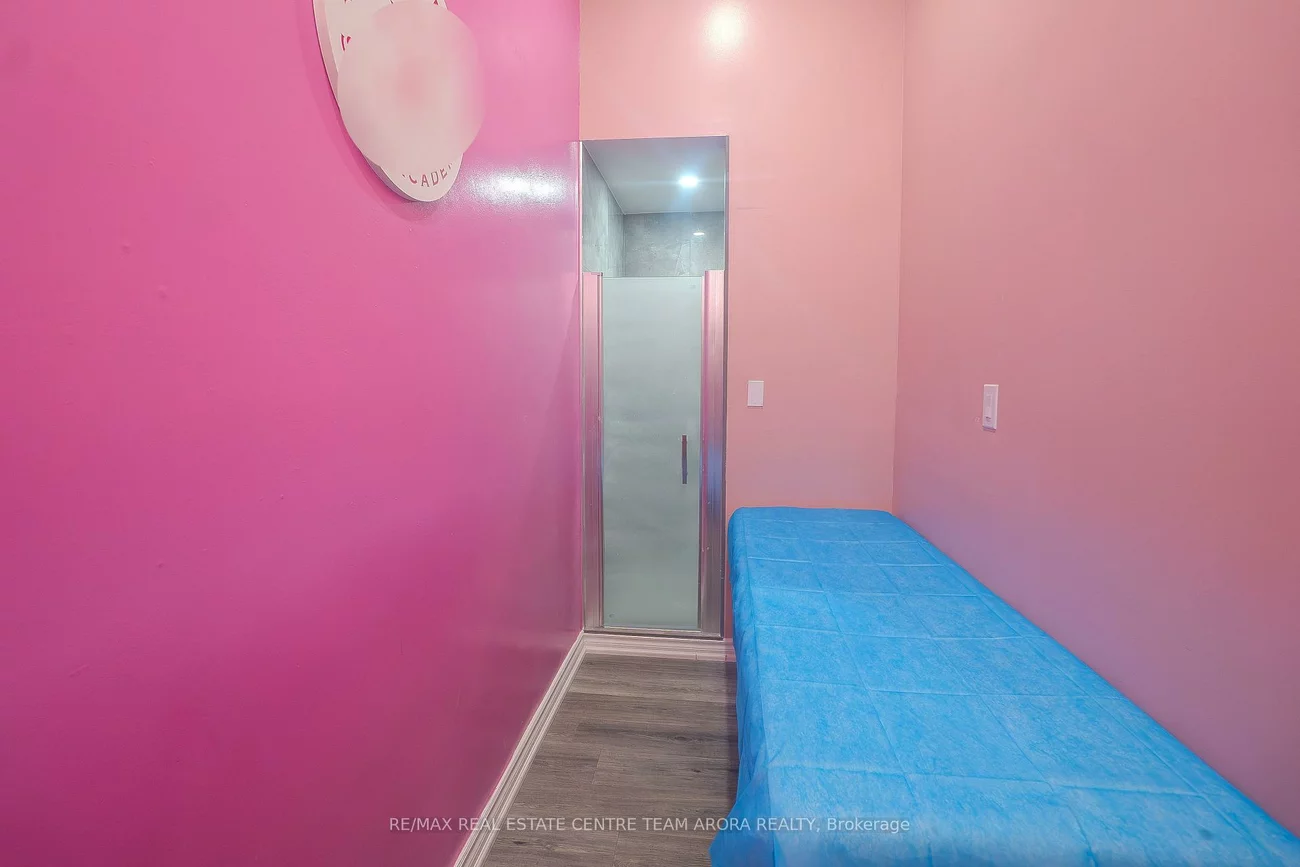 7060, Airport, Malton, Mississauga