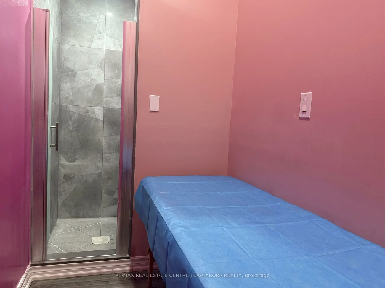 7060, Airport, Malton, Mississauga