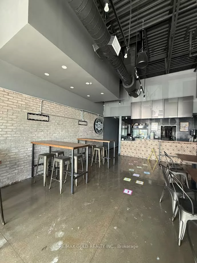 1482, Dundas, Dixie, Mississauga