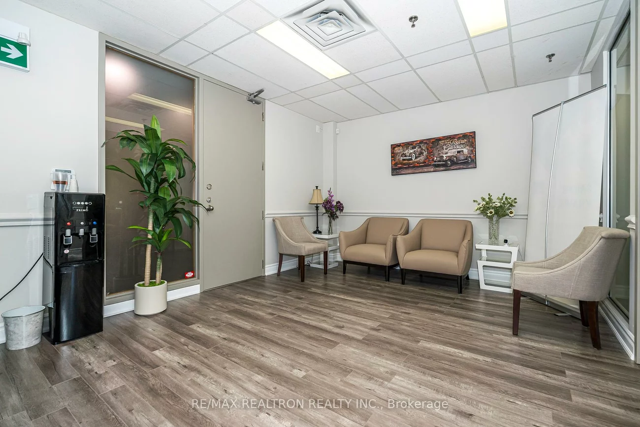 2800, Skymark, Airport Corporate, Mississauga