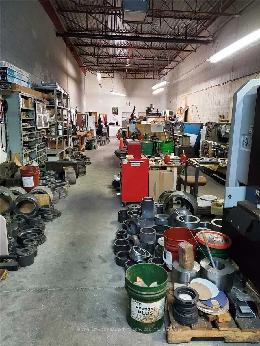 6810, Kitimat, Meadowvale Business Park, Mississauga