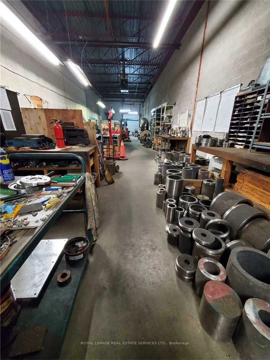 6810, Kitimat, Meadowvale Business Park, Mississauga