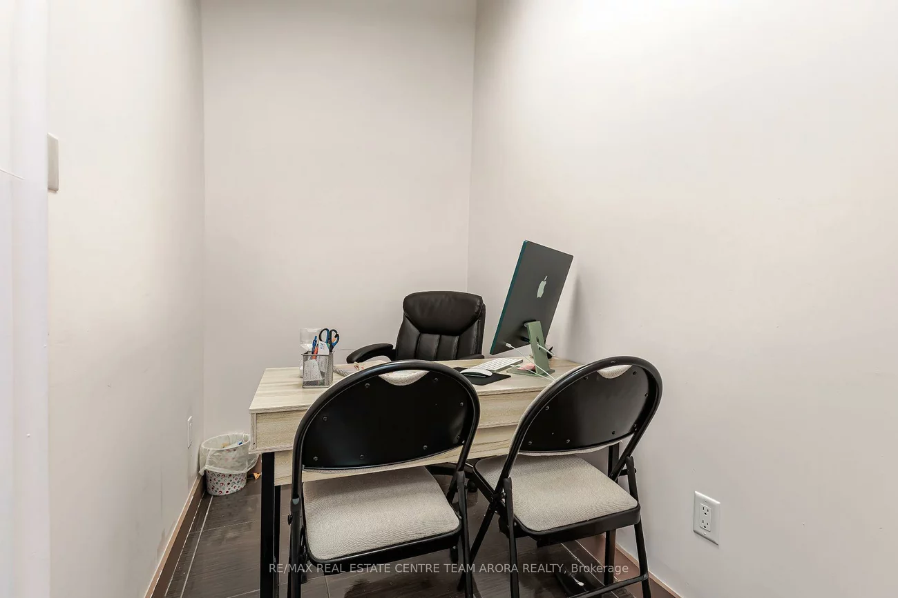 1550, South Gateway, Northeast, Mississauga